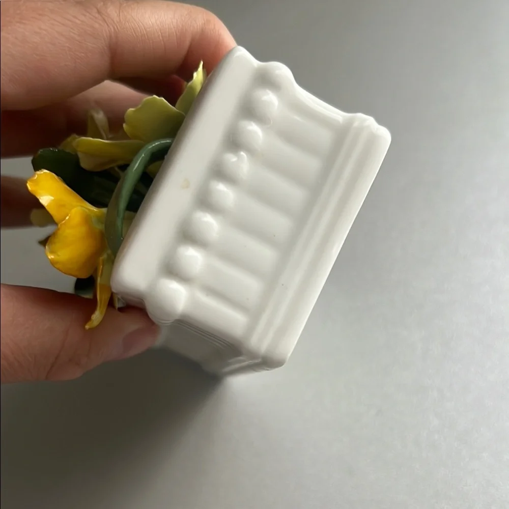 Staffordshire Fine Bone China Floral Bouquet